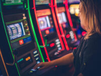 Mathematische Modelle hinter Slot-Auszahlungen: Warum einige Spiele konstant höhere RTP bieten? 2 Mathematische Modelle hinter Slot-Auszahlungen: Warum einige Spiele konstant höhere RTP bieten? IHJO Magazin